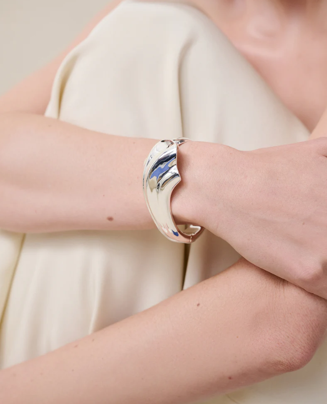 JB2145-HSL JB Large Silver Lydia Cuﬀ