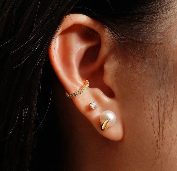 Ania Haie Gold Pearl Claw Stud Earrings