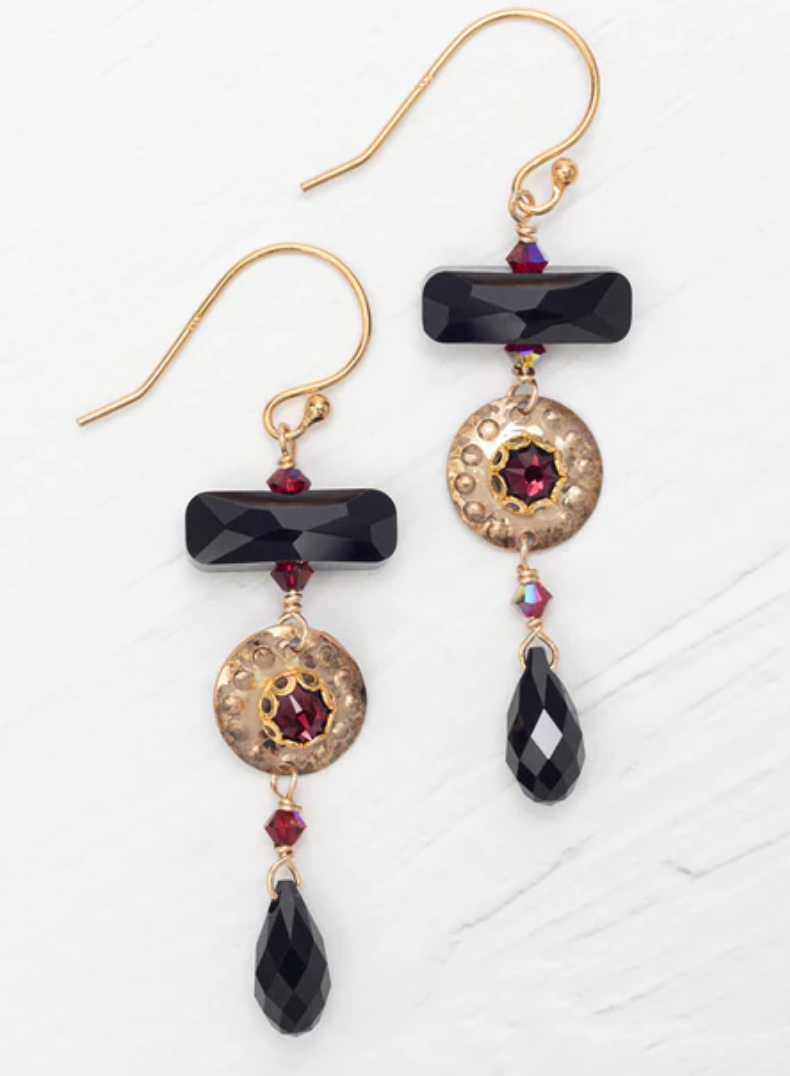 Holly Yashi Scarlet Onyx Kensington Earrings