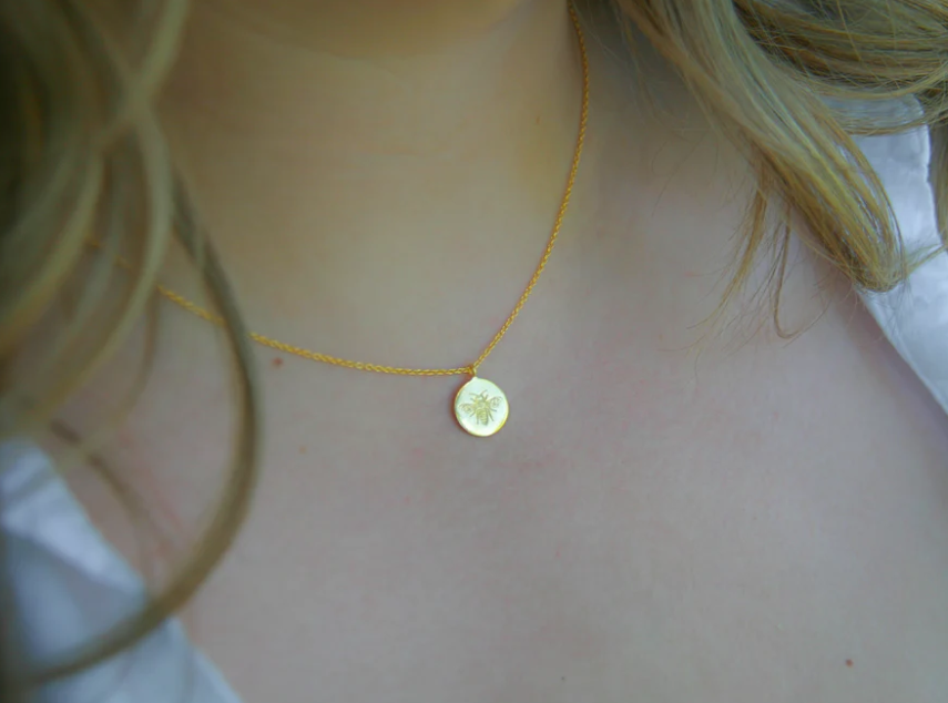 Heart And Lotus Gold Bee The Change Necklace