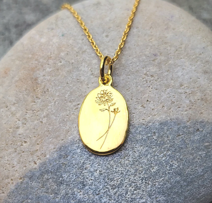 Heart And Lotus Gold Chrysanthemum Nov Birthflower Necklace