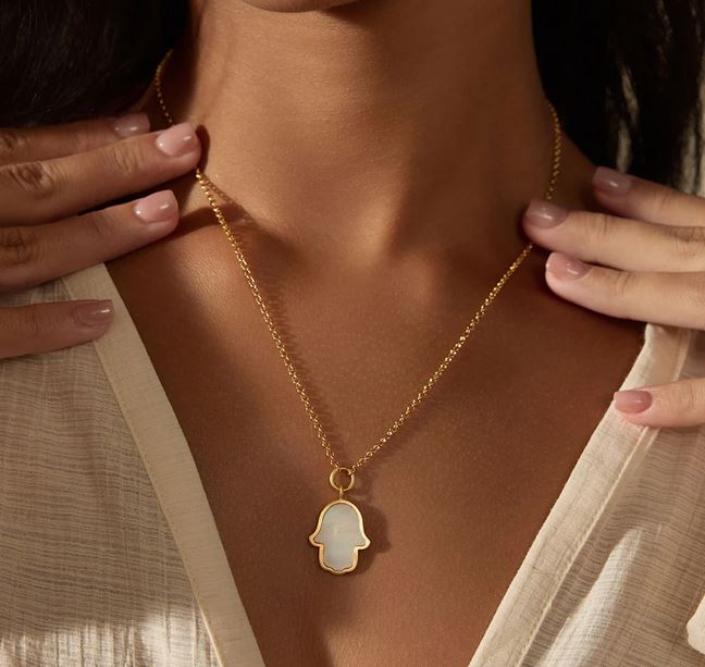 Satya Gaining Clarity Hamsa Necklace