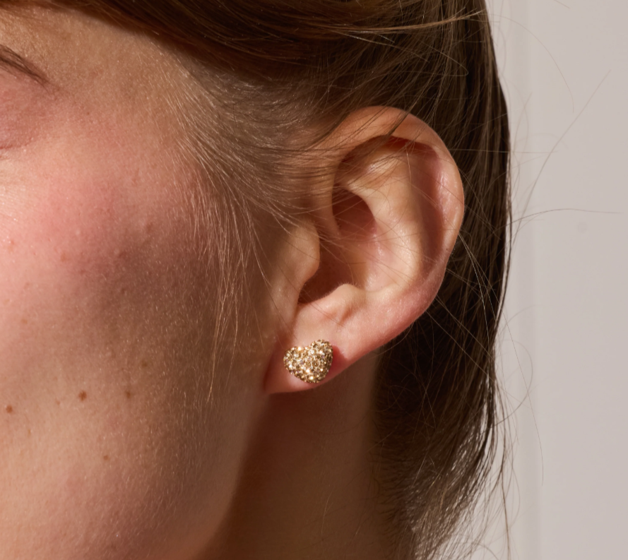 Hillberg And Berk White Sparkle Heart Studs