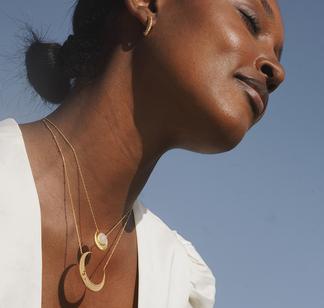 Satya Cradled in Light Moonstone Necklace