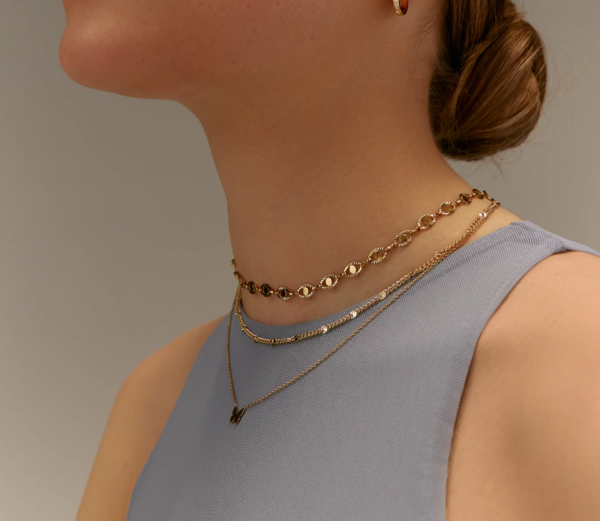 ARZ Gold Small Butterfly Pendant Necklace