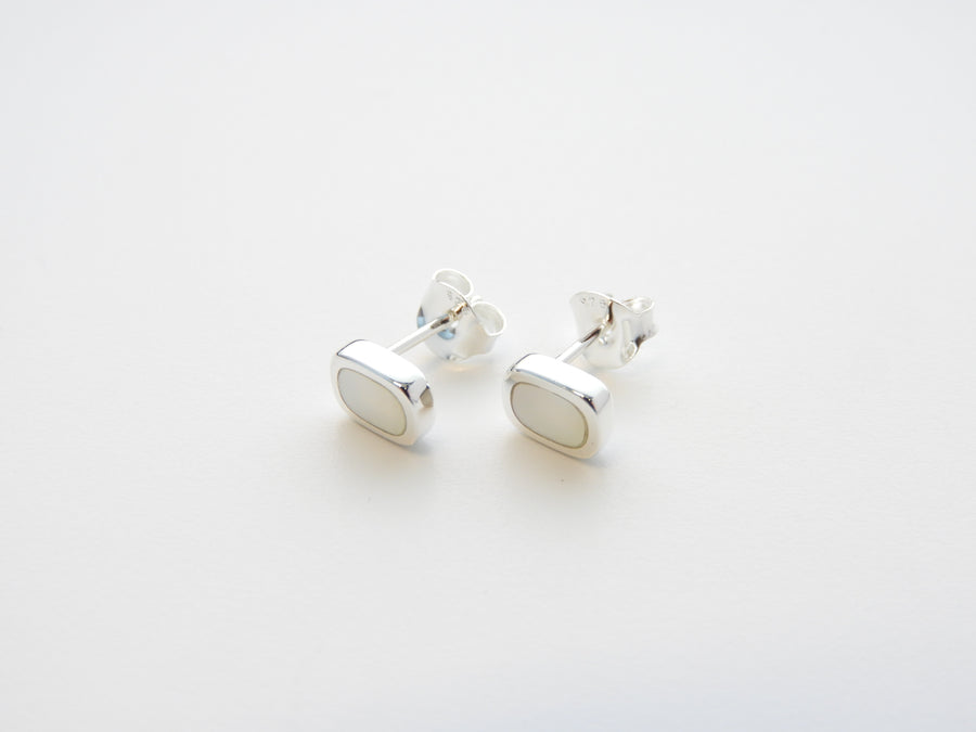 Marseille Silver Oval Mother of Pearl Studs