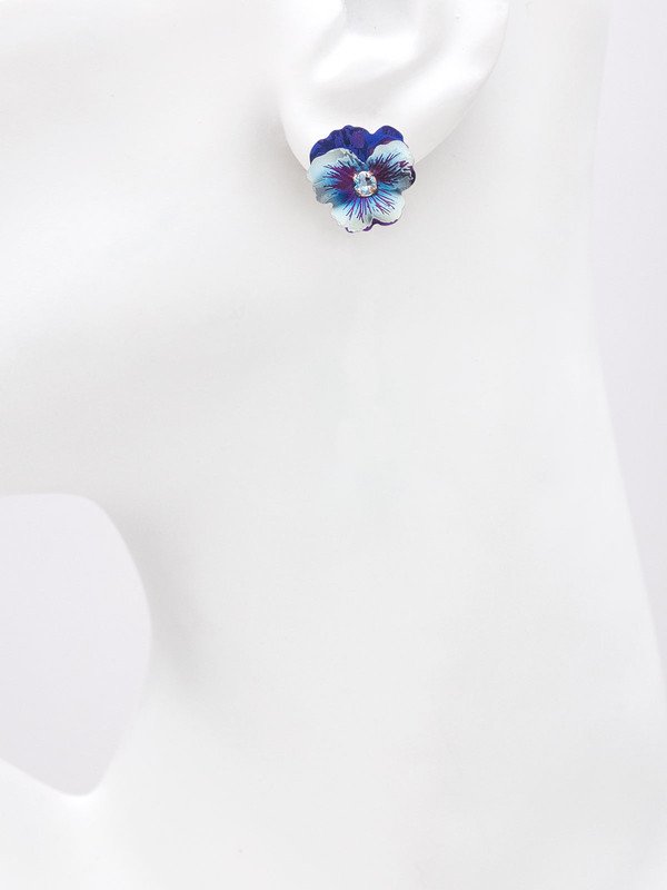 Holly Yashi Bonnie Blue 'Garden Pansy' Post Earrings