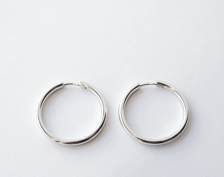 Breuning Sterling Rounded Narrow 24mm Hoops